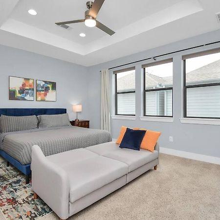 Skyline Views - Sleeps 10 Home Near Downtown Houston Exterior photo