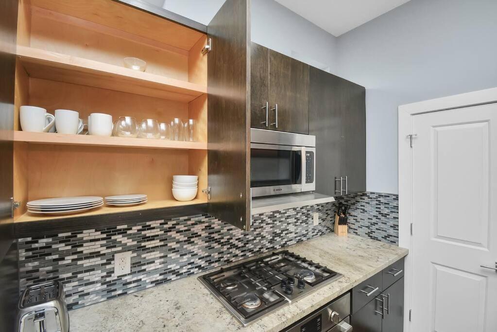 Skyline Views - Sleeps 10 Home Near Downtown Houston Exterior photo